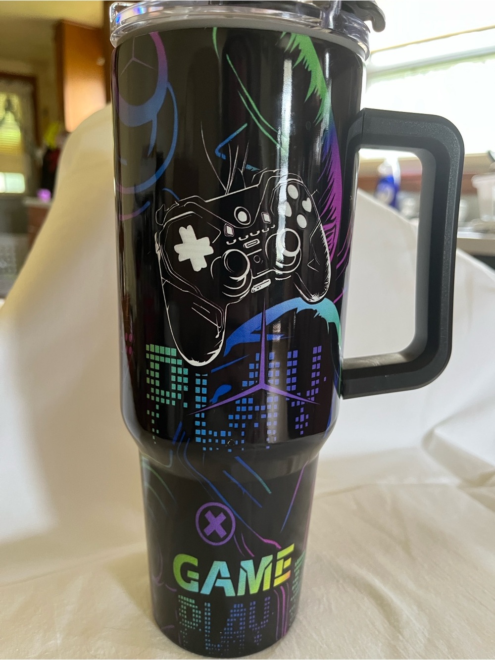 Black 'Game Play' Graphic Travel Mug with Handle